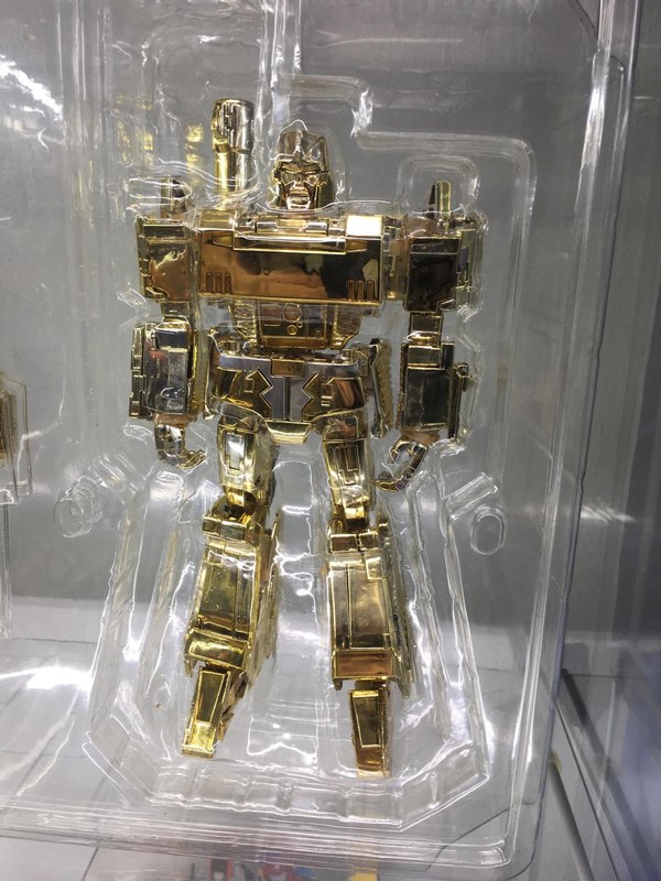 MP 36 Golden Lagoon Megatron   Lucky Draw Style Megatron Photo Gallery  (13 of 16)